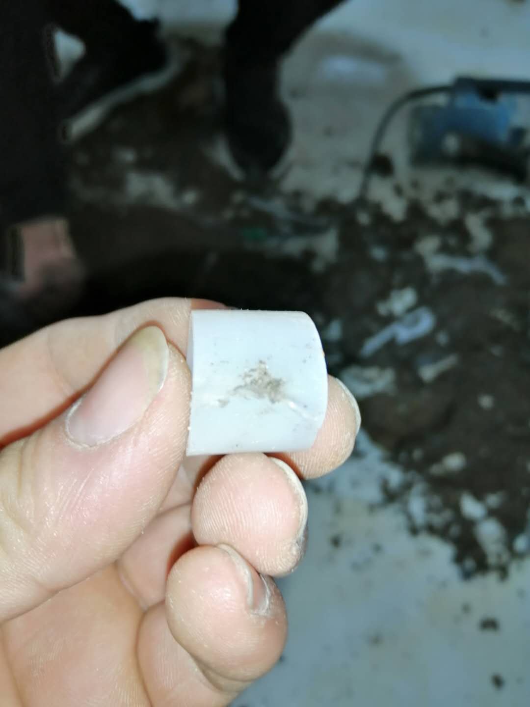 宁化家里地暖漏水了怎么办？